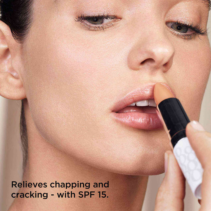 Relives chapping and cracking with SPF 15